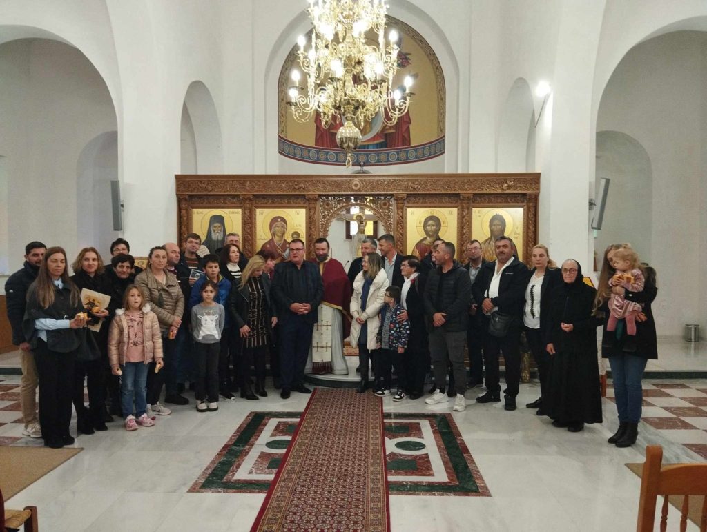 Sfânta Liturghie la Biserica Sfântul Paisie din Chania